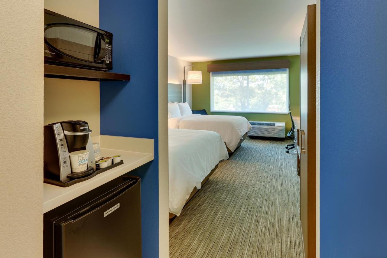 Holiday Inn Express & Suites - Roanoke - Civic Center Eksteriør billede