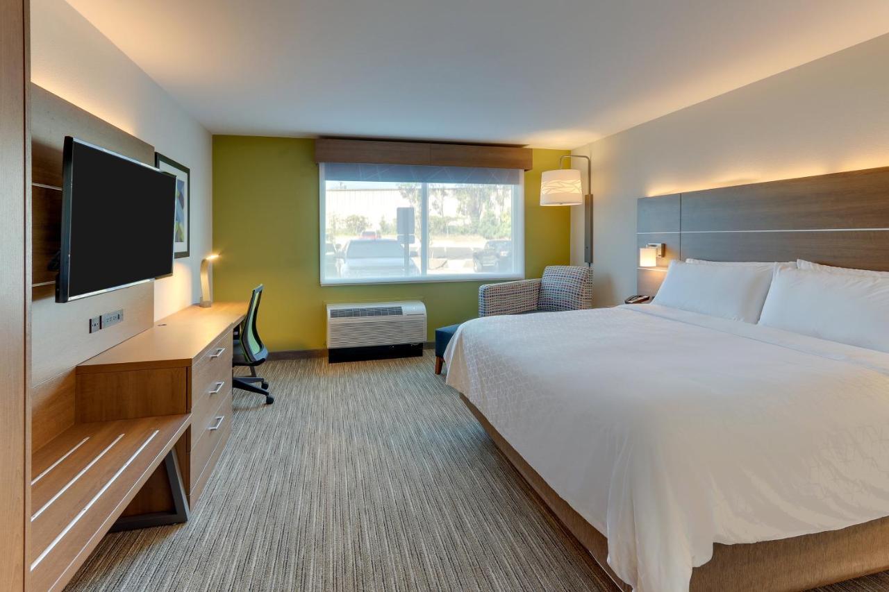 Holiday Inn Express & Suites - Roanoke - Civic Center Eksteriør billede